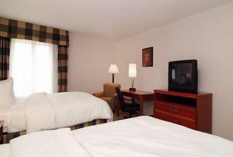 Quality Inn 2*